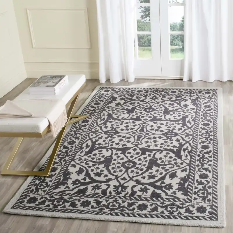 Safavieh Restoration Vintage Rug Collection RVT102H - Silver / Grey Price Drop