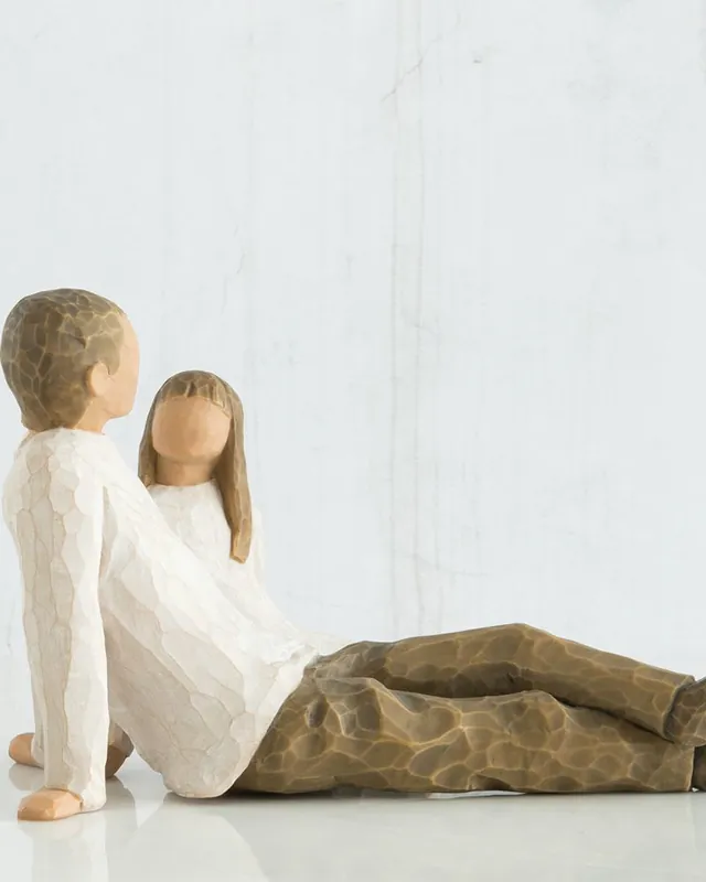 Big Sale Father and Daughter Figurine - Celebrating a bond of love between fathers and daughters