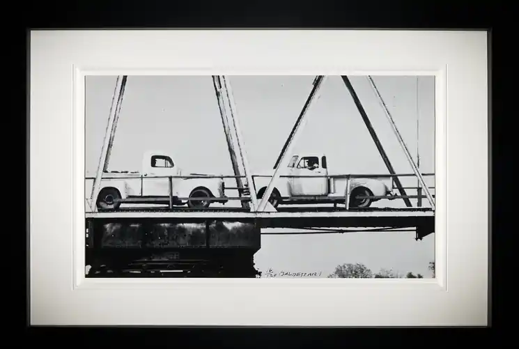 ▷ Stuck on a Bridge by John Baldessari, 1966 | Analogue Photography Today Only