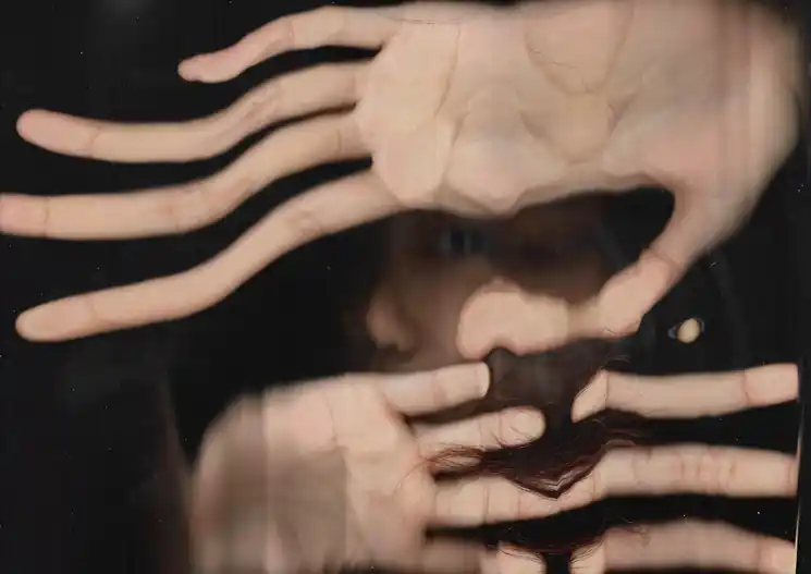 ▷ Touch me I by Jiayi Yu, 2023 | digital Photography Viral