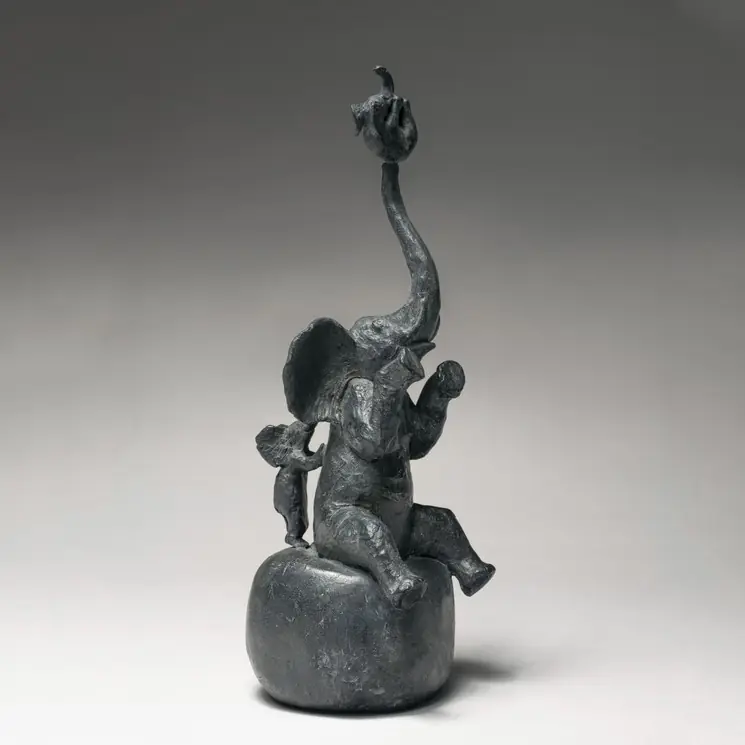 Sale ▷ Three acrobatic elephants by Sophie Verger, 2014 | Bronze Sculpture for Sale
