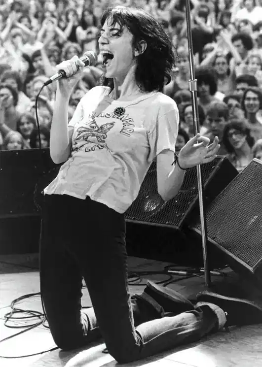 Genuine ▷ Patti Smith, 1976, NYC by Bob Gruen, 2000 | Analogue Photography