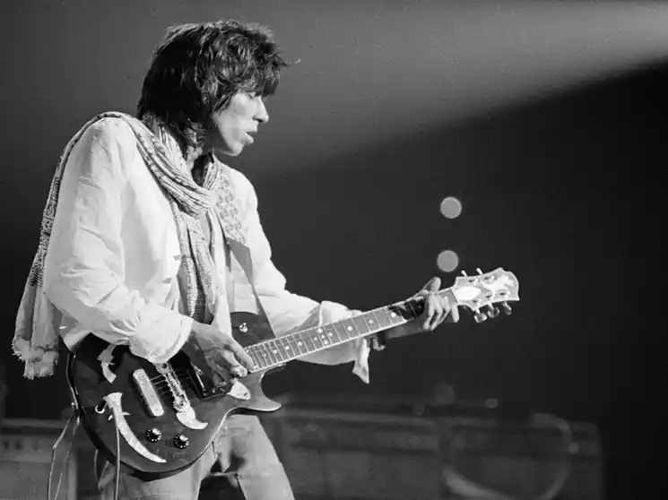 ▷ Keith Richards, Baton Rouge, LA 1975 by Bob Gruen, 2000 | Analogue Photography New Arrival