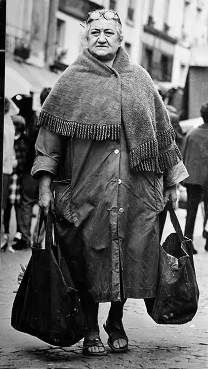 ▷ Rue Mouffetard by Uwe Ommer, 1968 | archival pigment print Next Day Delivery