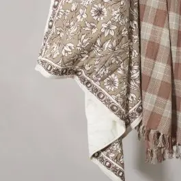 Grab Now Rustic Floral Quilted Throw Blanket